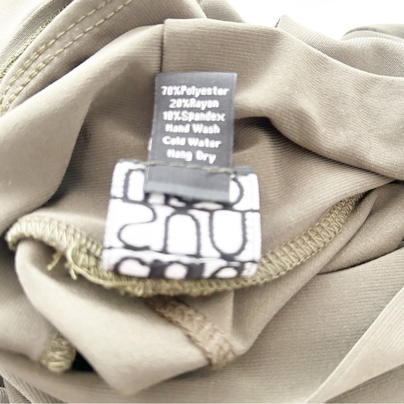 Clara Sun Woo Olive Green Mock Neck Cold Shoulder Mini Dress Size XS - Picture 5 of 6